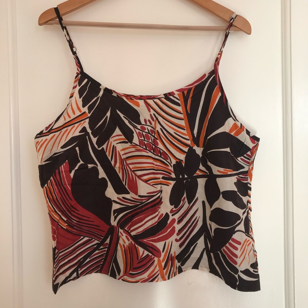 womens cropped tank top